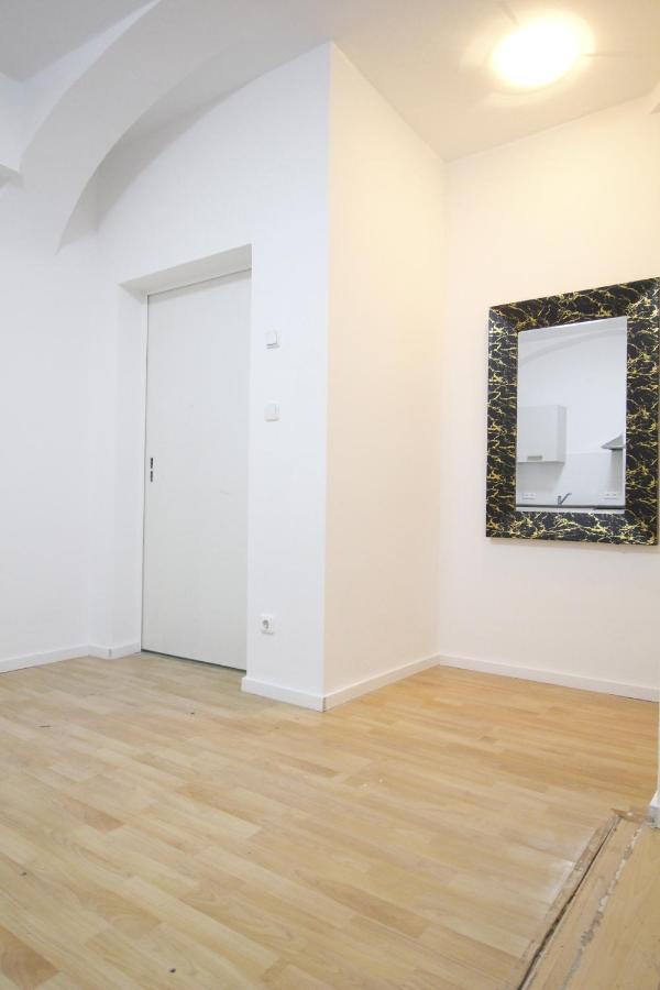 Premier Double Room Th A Wien Exteriör bild