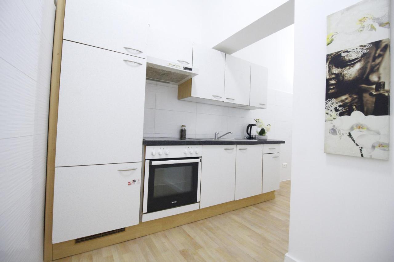 Premier Double Room Th A Wien Exteriör bild